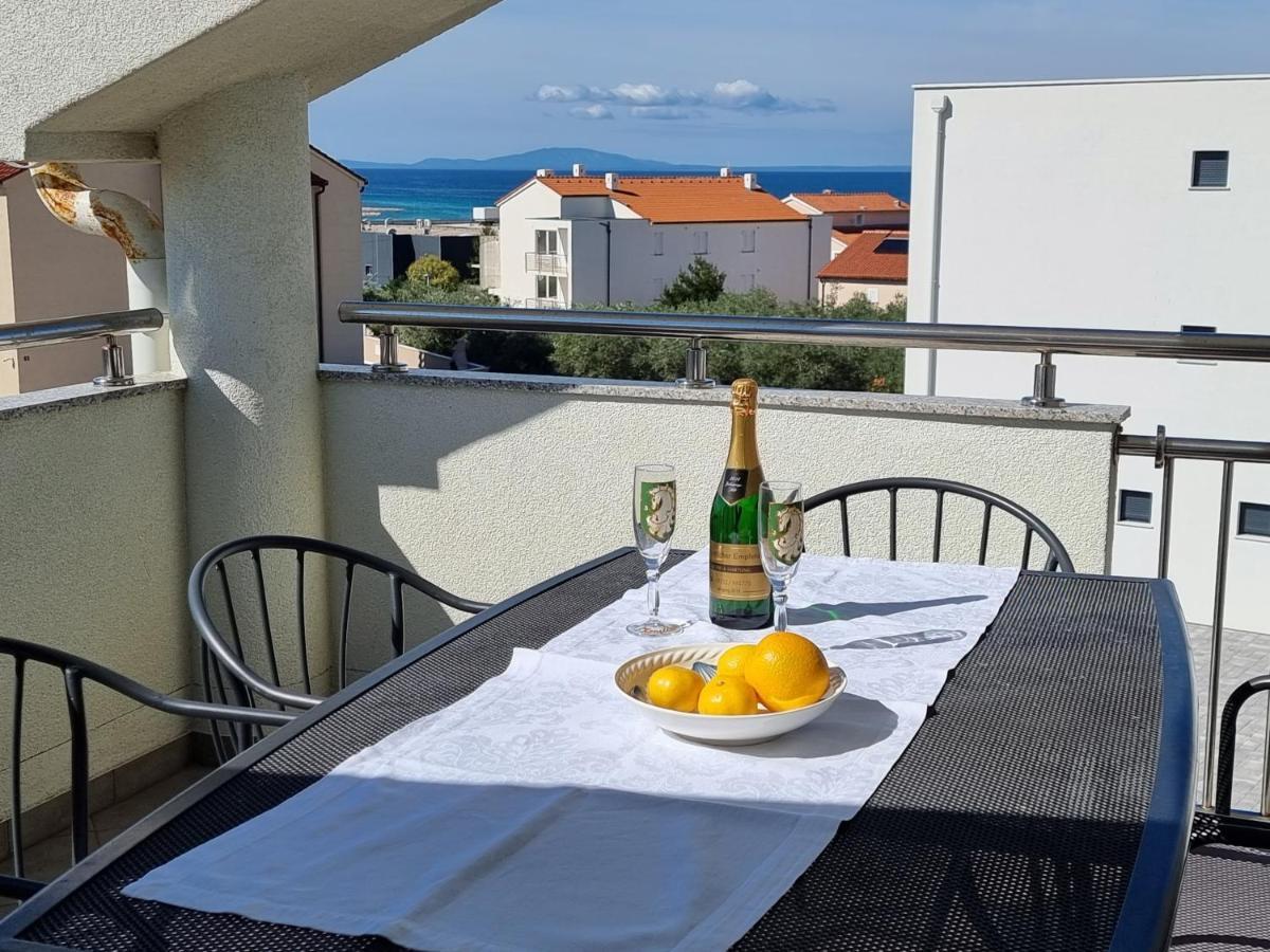 The Golden Grotto Apartments Novalja Luaran gambar
